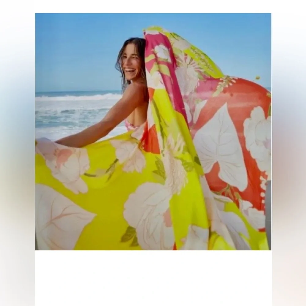 Farm Rio Neon Garden Sarong